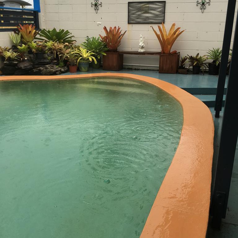 Black Marlin Motel Innisfail Kültér fotó