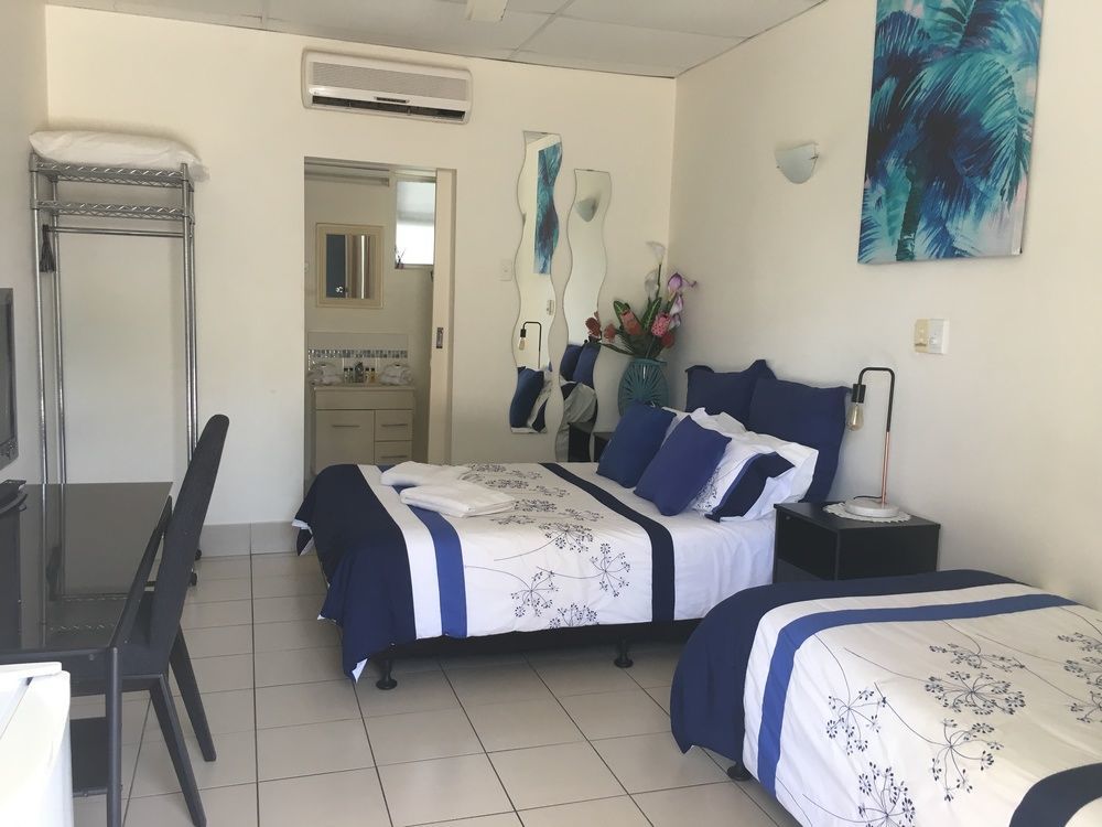 Black Marlin Motel Innisfail Kültér fotó